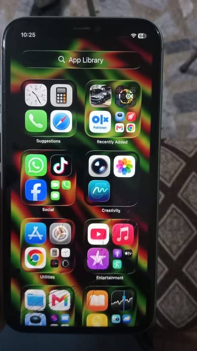 Apple iPhone 11.  . . 64 gb