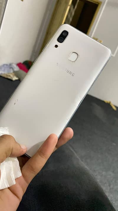 Samsung Mobile A30