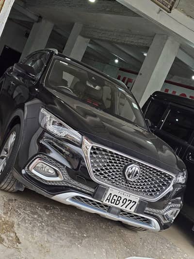 MG HS 2021