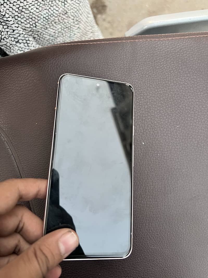 Google Pixel 8 3