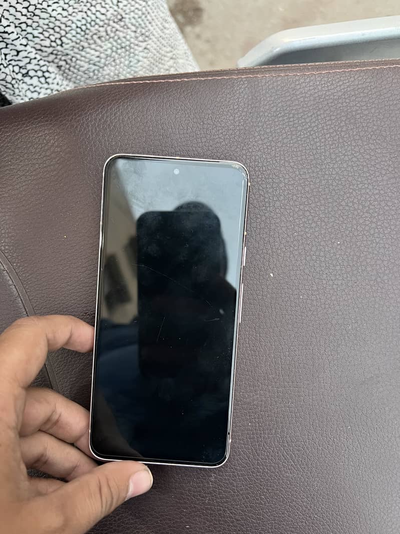 Google Pixel 8 5