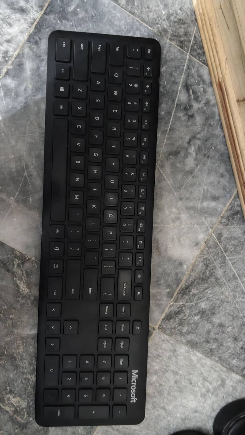 Original Microsoft Bluetooth Keyboard 3