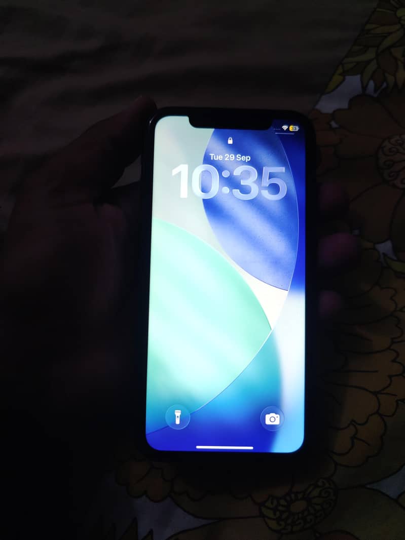 Apple iPhone 11 3