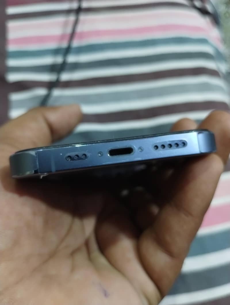 Apple iPhone 13 Pro 1