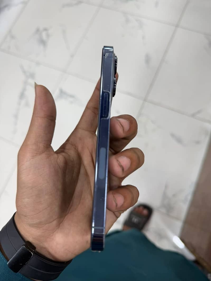 Apple iPhone 13 Pro 7