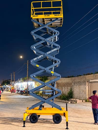 42 Ft Scissor Lift On Rent | Daily & Monthly Basis in all Pakistan