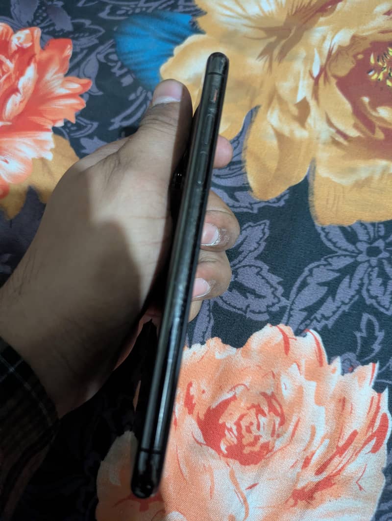 Apple iPhone X 2