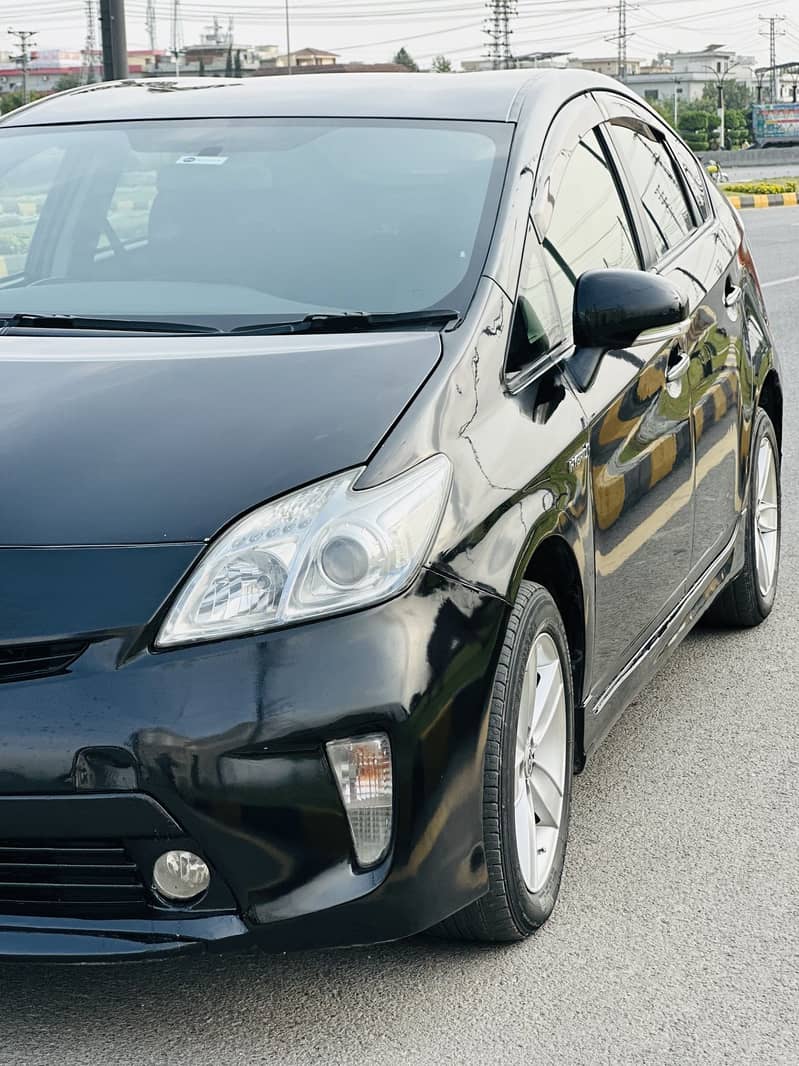 Toyota Prius 2012 5