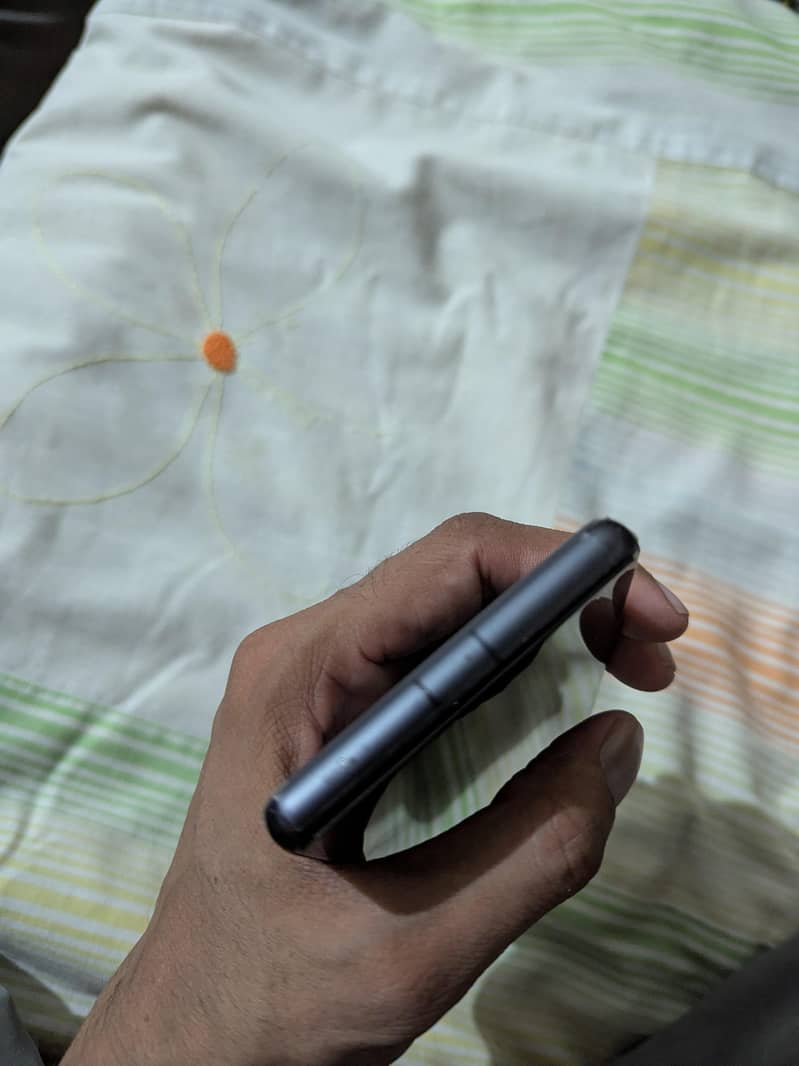 Google Pixel 7a 4