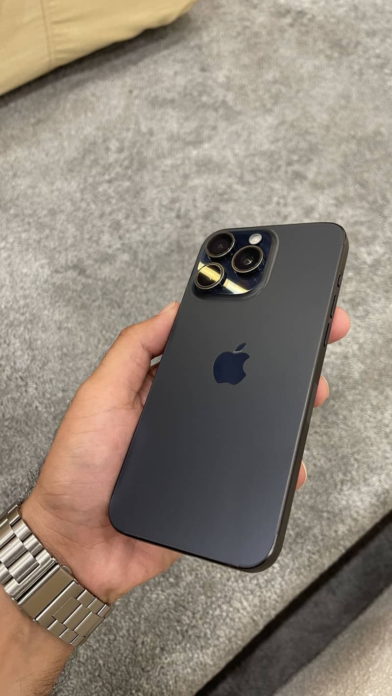 Apple iPhone 15 Pro Max factory unlock 2