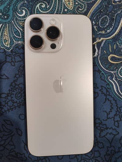 Apple iPhone 16 Pro Max