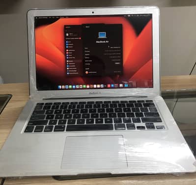 MacBook Air 13" (2014) | Core i5 | 4GB RAM | 128GB SSD