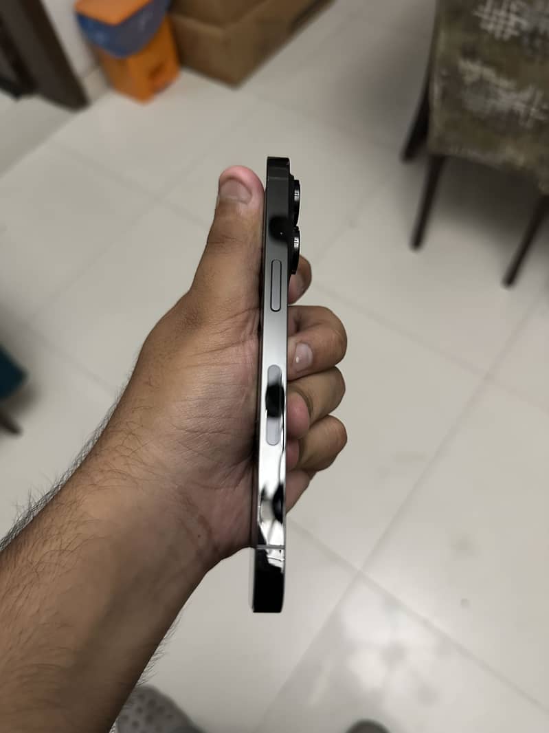 Apple iPhone 14 Pro 3