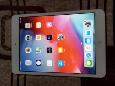 Apple ipad mini 2, 16GB, version 12.5. 8, Excellent Condition