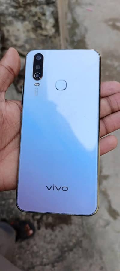 Vivo Y17