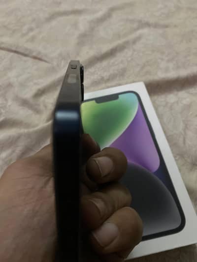 Apple iPhone 14