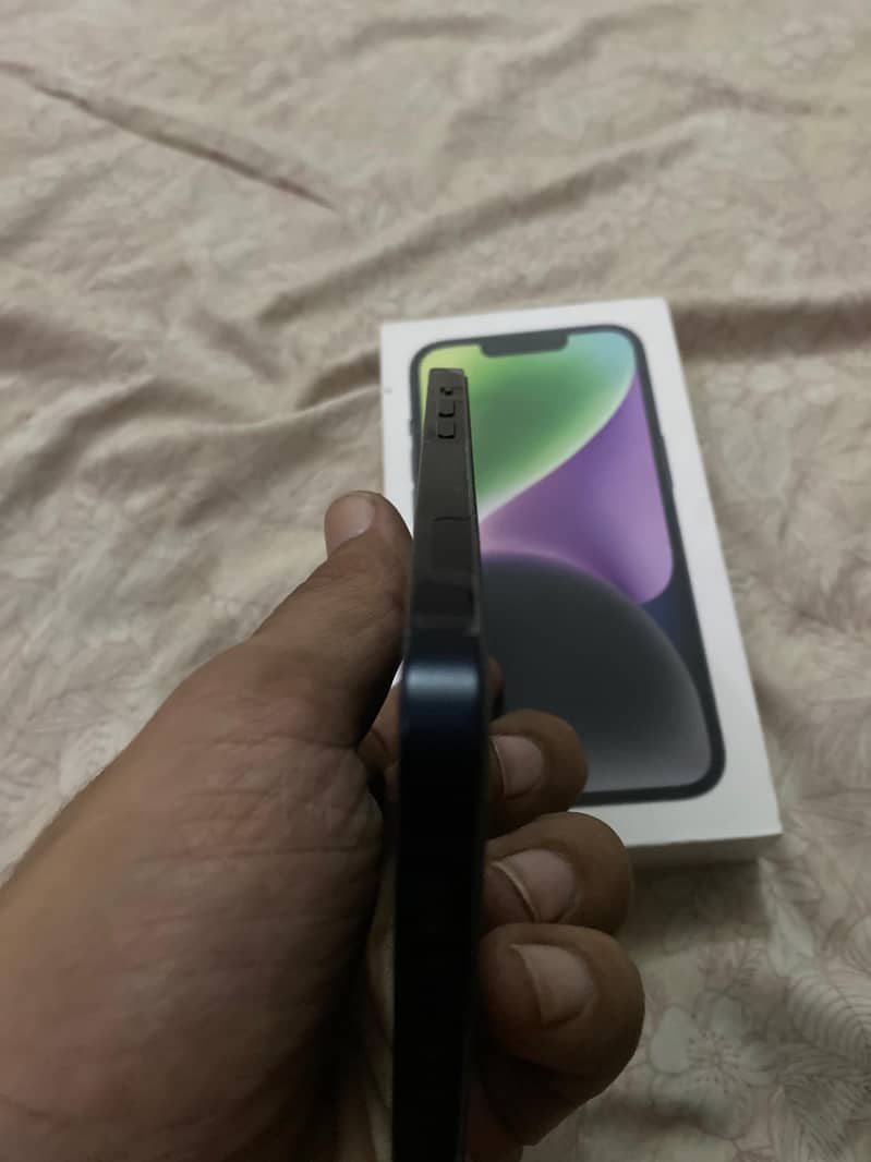Apple iPhone 14 2