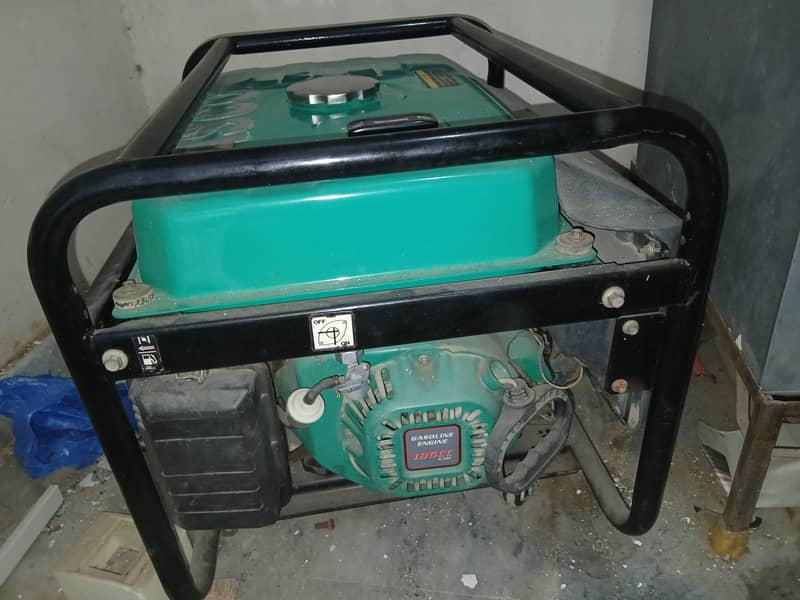 Generator in mint condition. 1
