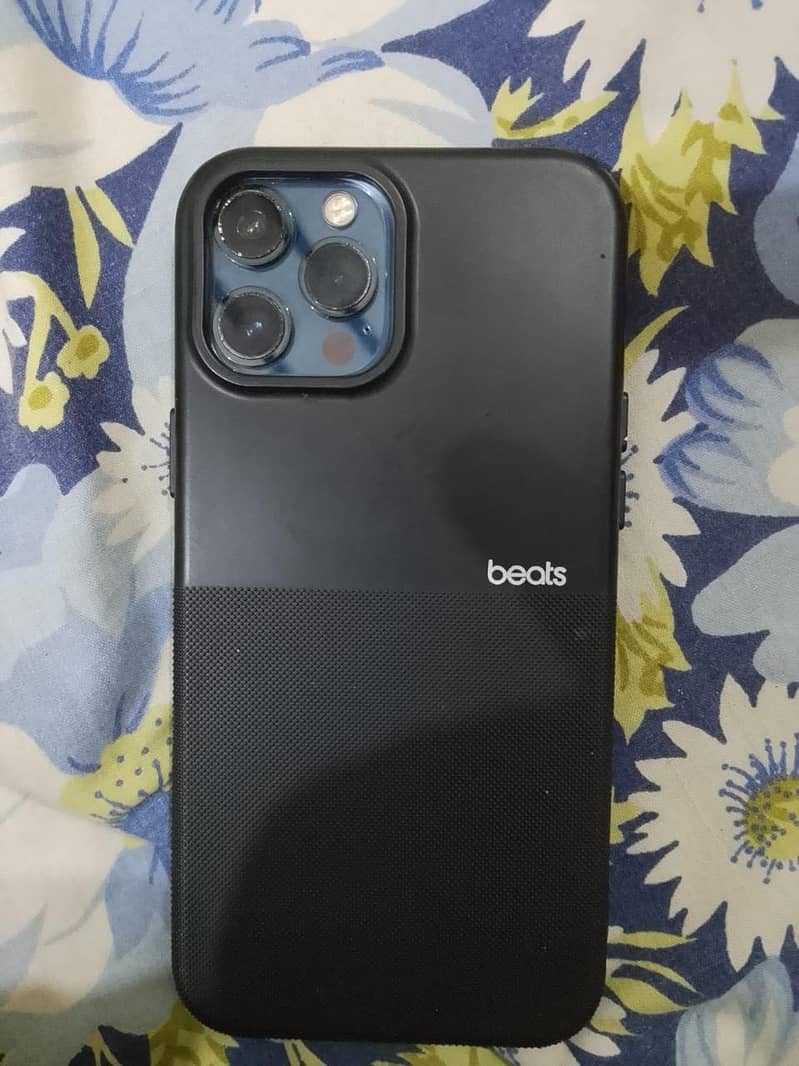 Apple iPhone 12 Pro Max 4