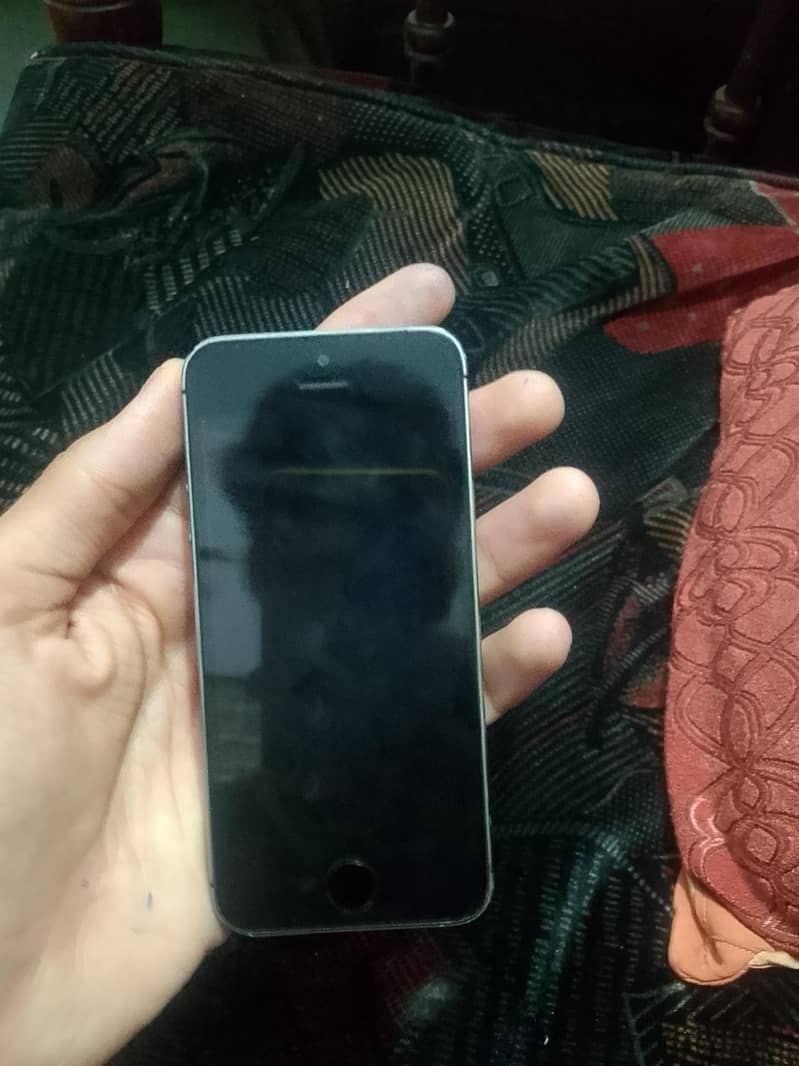 Apple iPhone 5s 4
