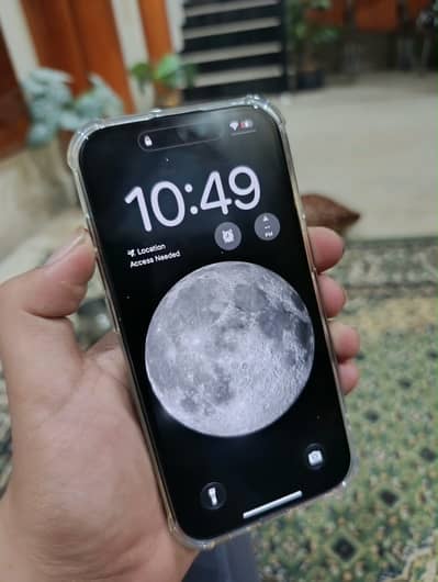 Apple iPhone 15