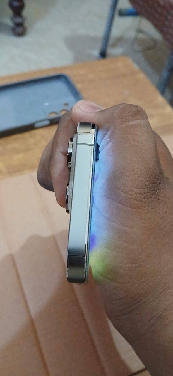 IPhone 14 Pro 1