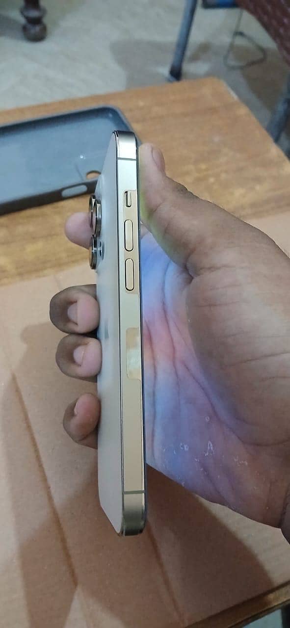 IPhone 14 Pro 6