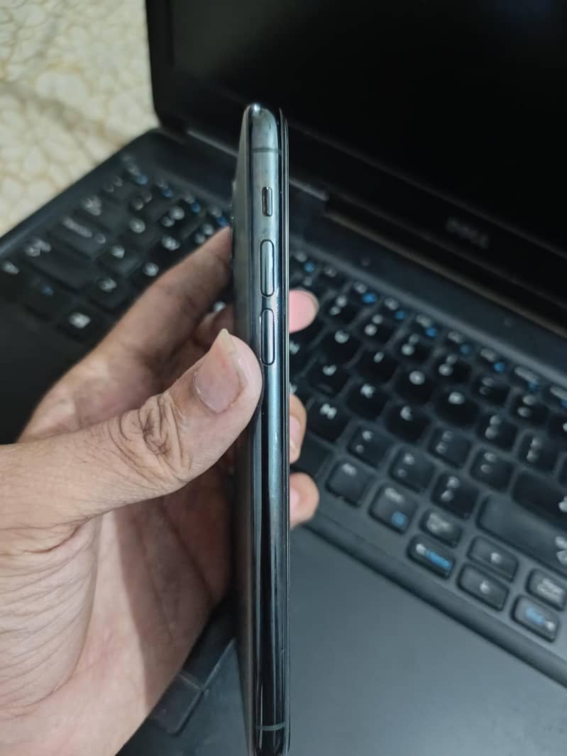 IPhone 11 Pro 10/10 3