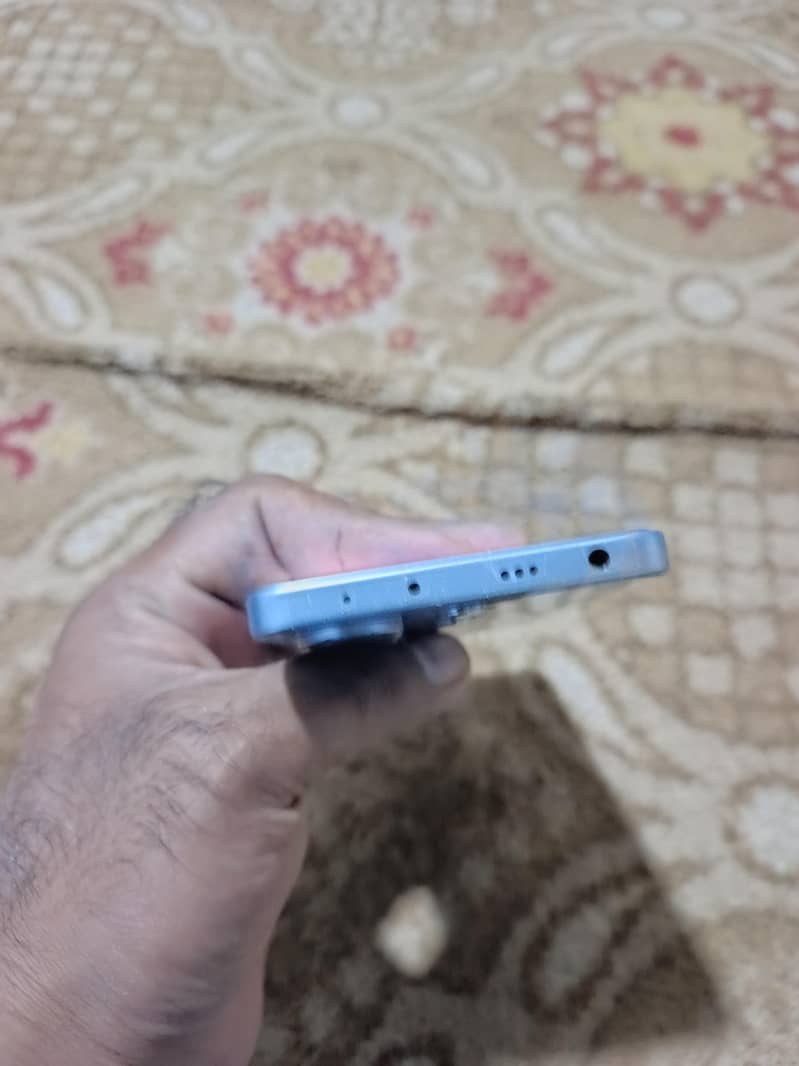 Xiaomi Redmi Note 13 1