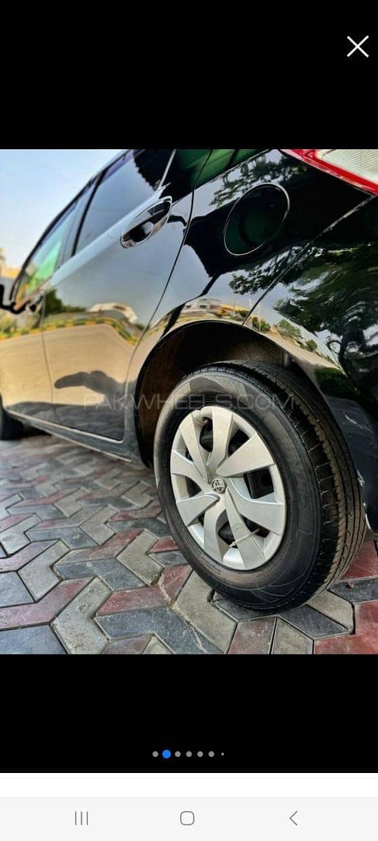 Toyota Vitz 2011 3