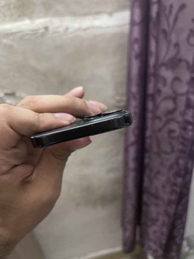 Apple iPhone 15 3