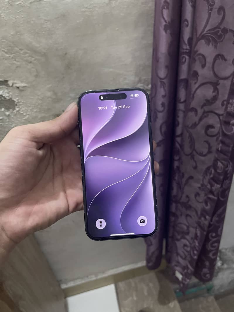 Apple iPhone 15 5