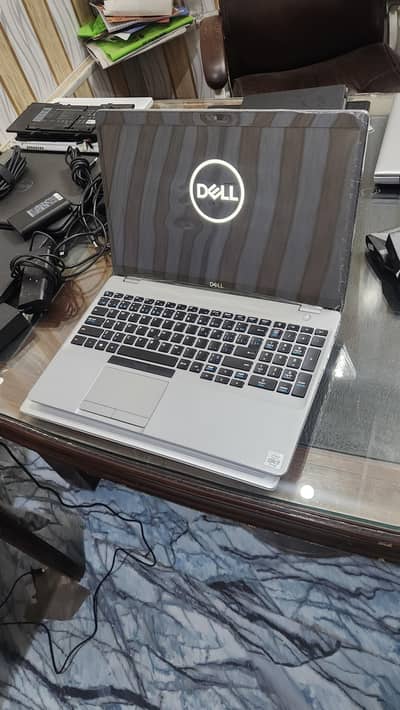 Dell precision 3550 | i7 10th | 8gb gb ram |256nvme |2gb gb card