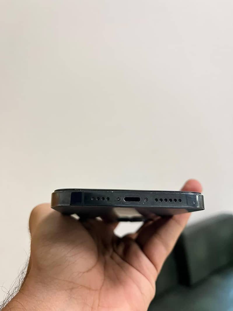 Apple iPhone 12 Pro Max 3