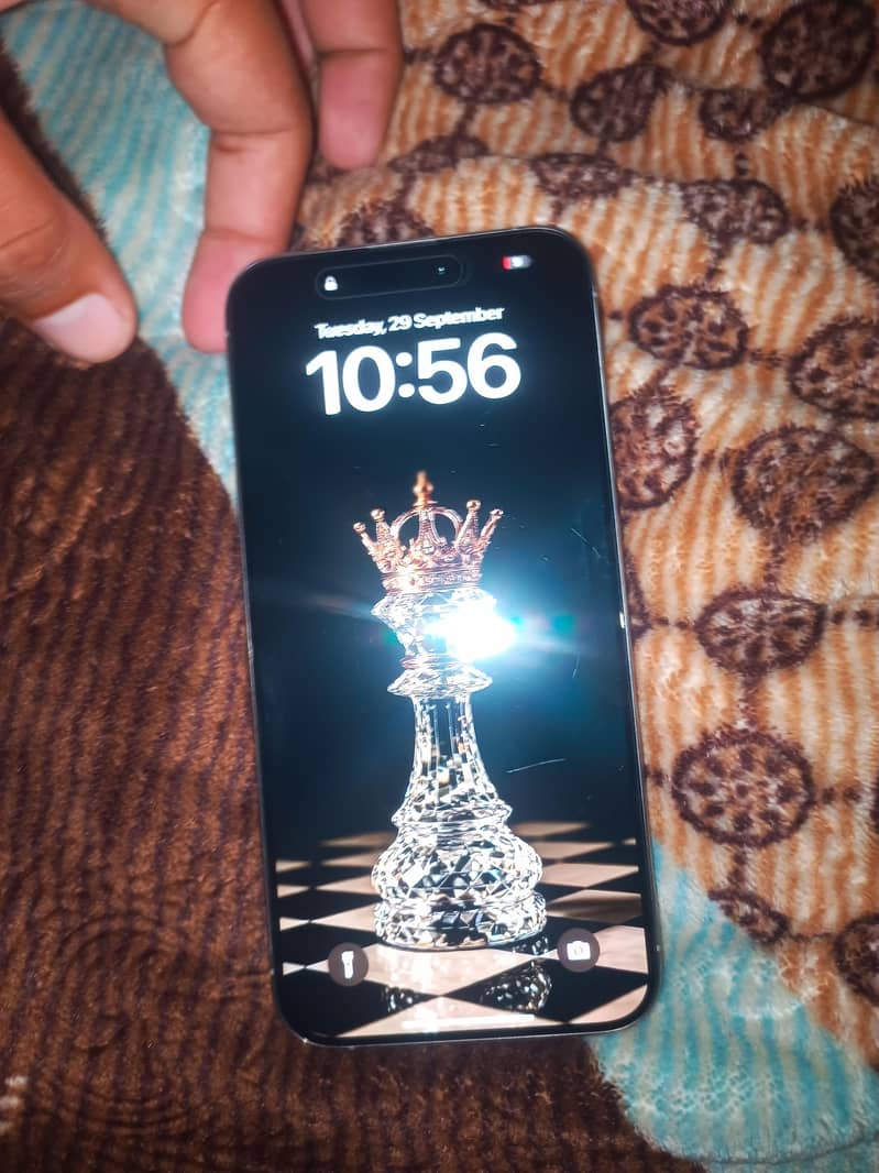 Apple iPhone 15 Pro Max 1