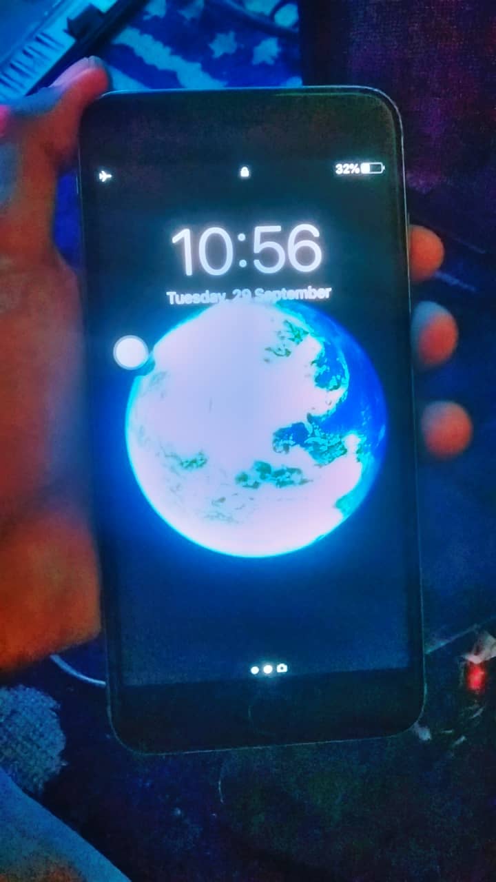 Apple iPhone 6 Plus 1