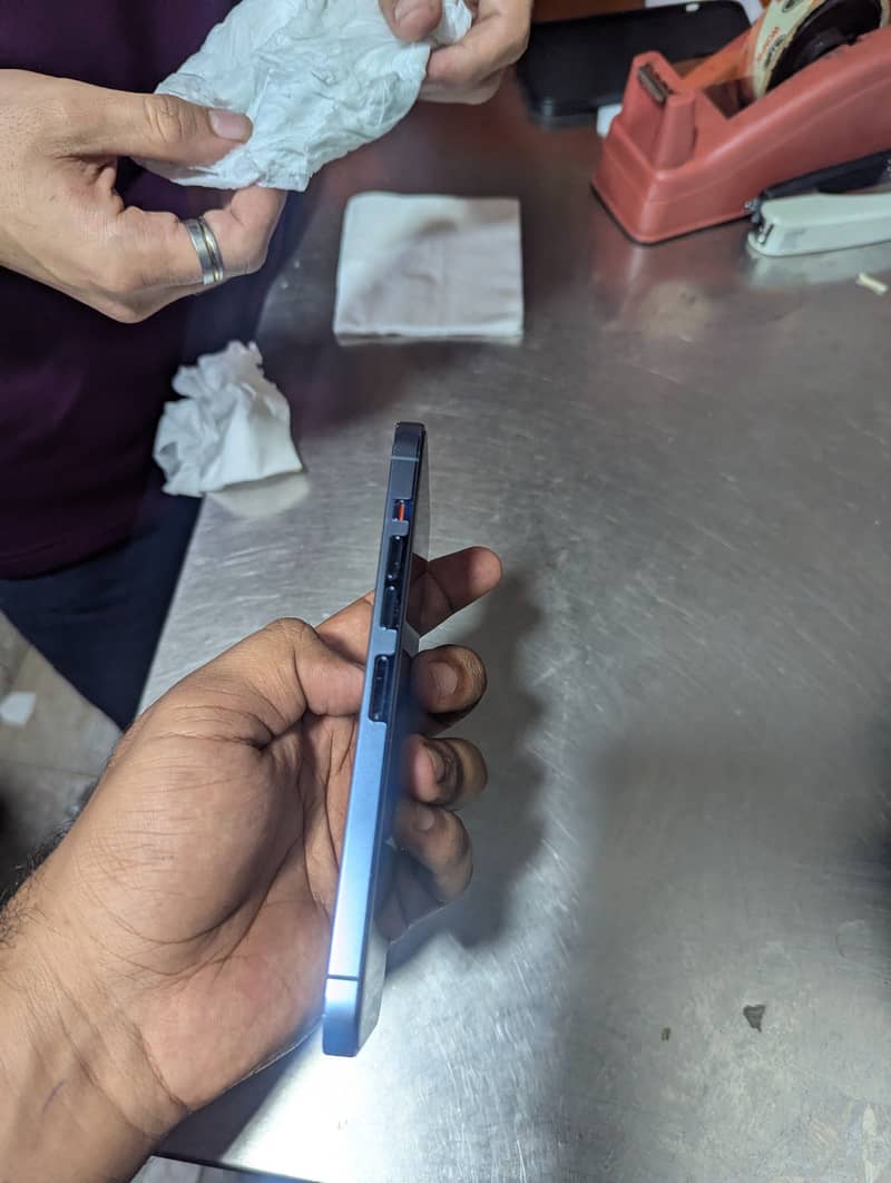 Apple iPhone 13 Pro Max 5