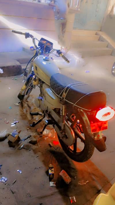 HONDA CG125