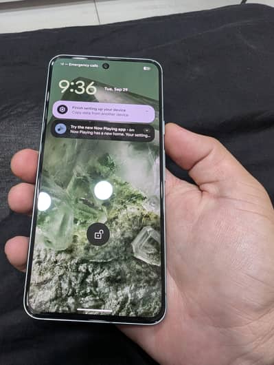 Google Pixel 8. . . . . 8/128