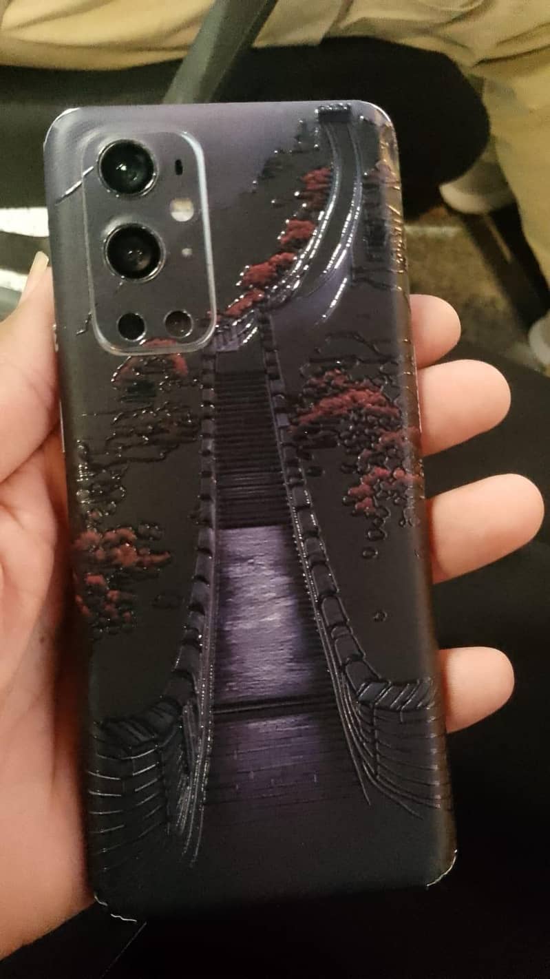 One Plus 9 Pro 4