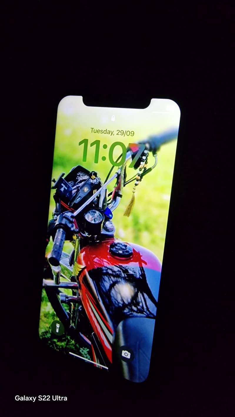 Apple iPhone XR 1