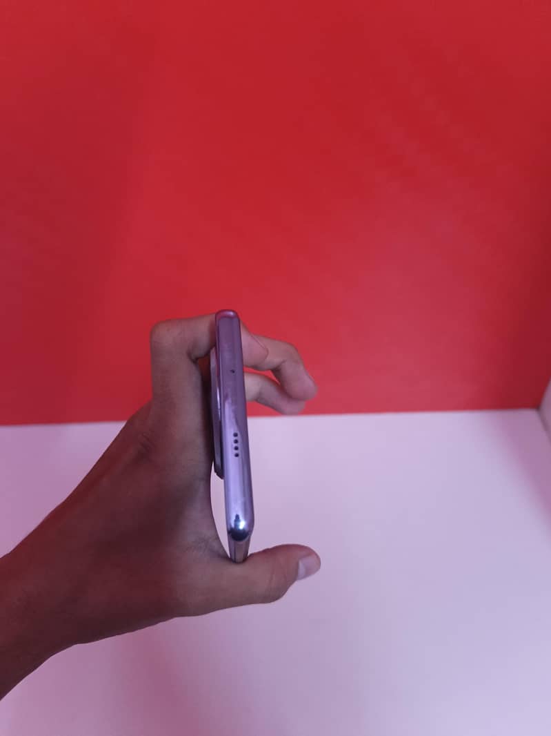 Tecno CAMON 30S 3