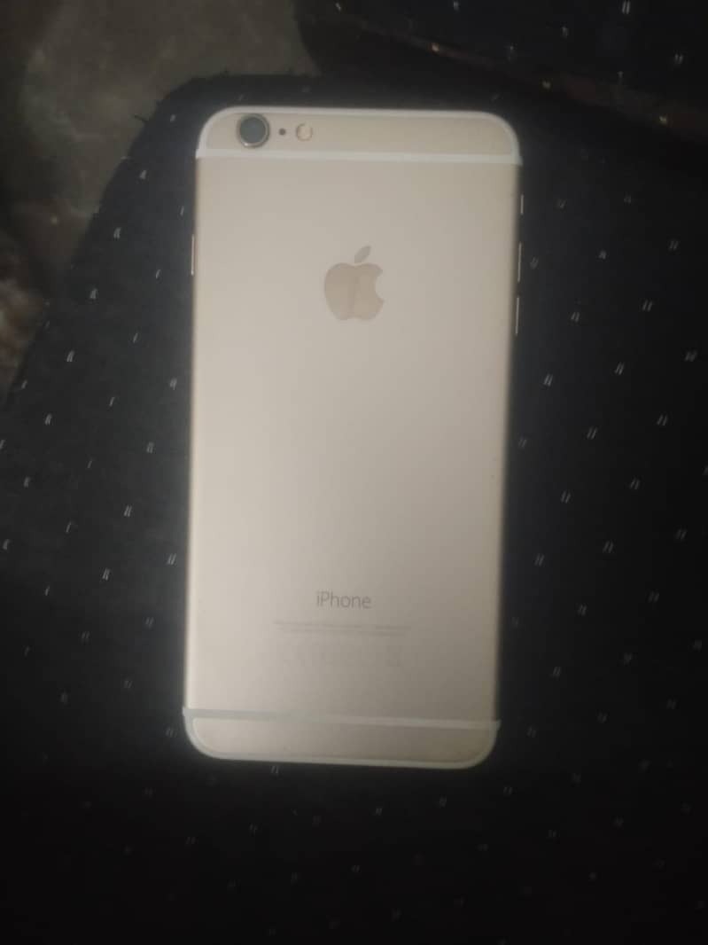 Apple iPhone 6 Plus 1
