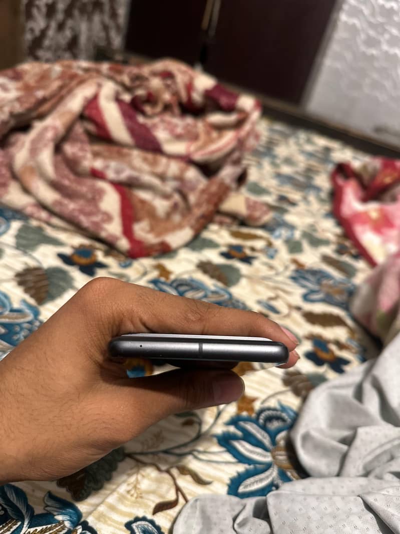 Google Pixel 7 3
