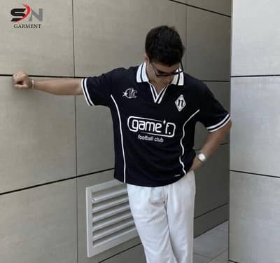 mix dropshoulder tshirts and baggy trousers