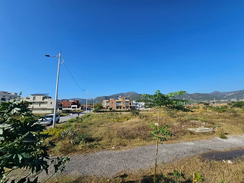 Get Your Dream Residential Plot In E-11 14
