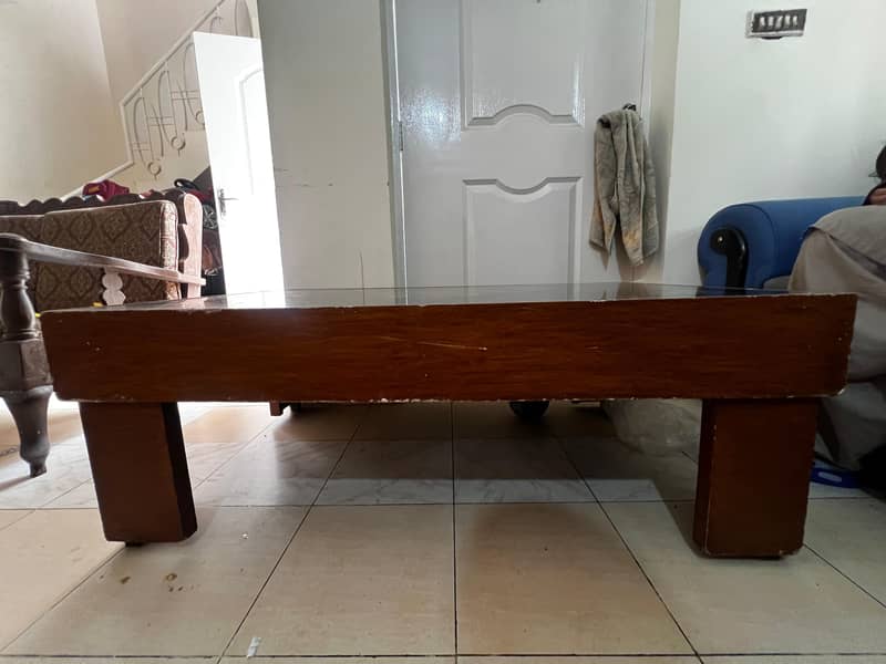 5 Seater Sofas + Center Table 5