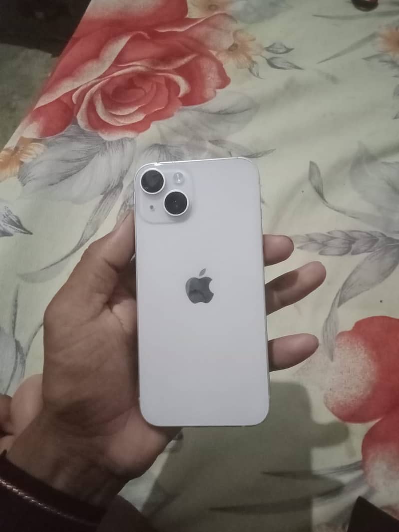 Apple iPhone 14 4