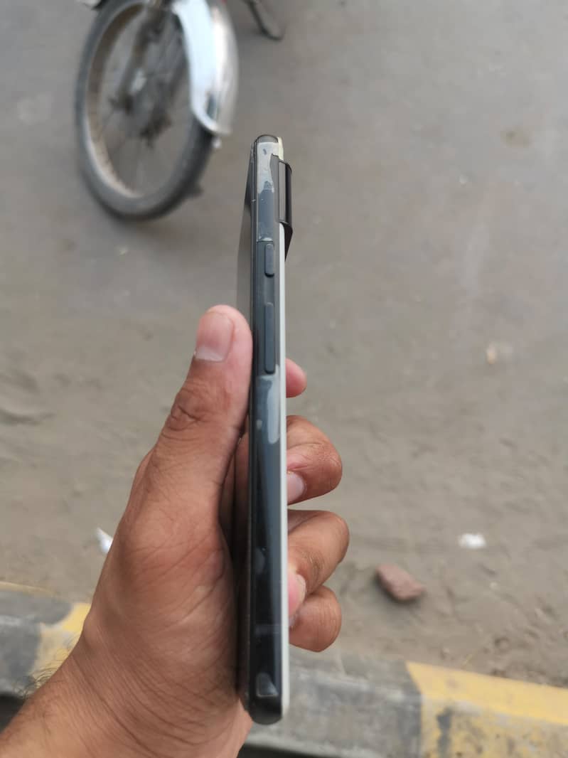 Google Pixel 6 3