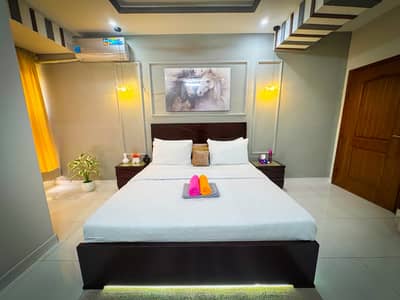 Tow bedroom luxury furnished per day weekly monthly short stay